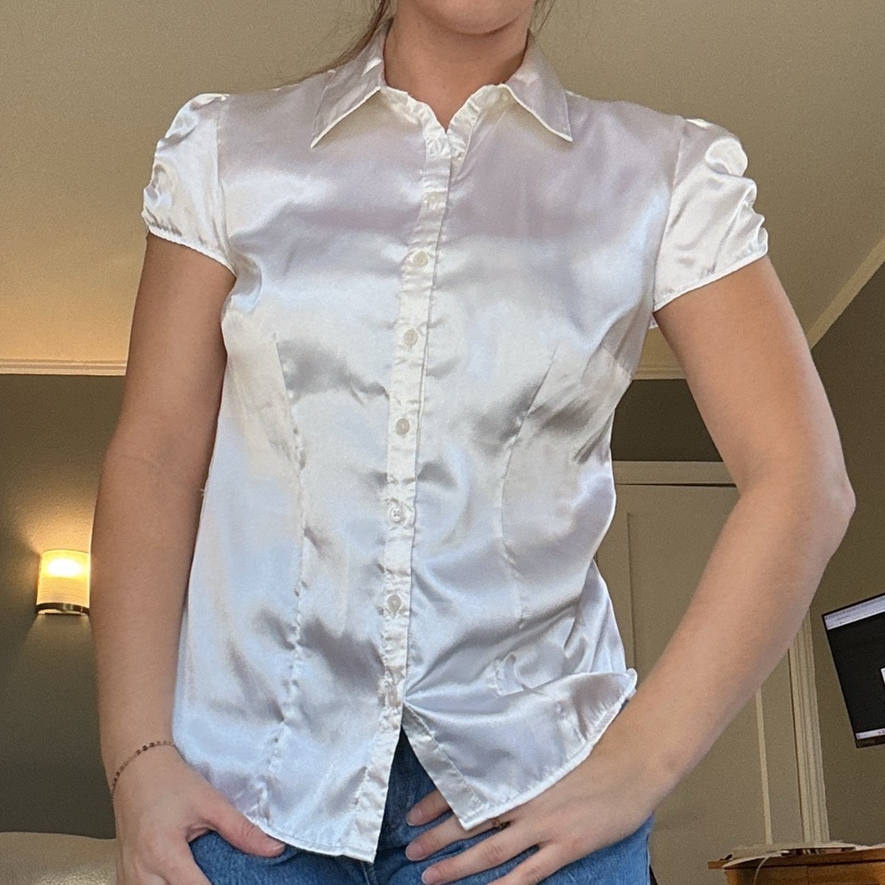 Y2K Style & Co. White Short Sleeve Silk-Like Blouse